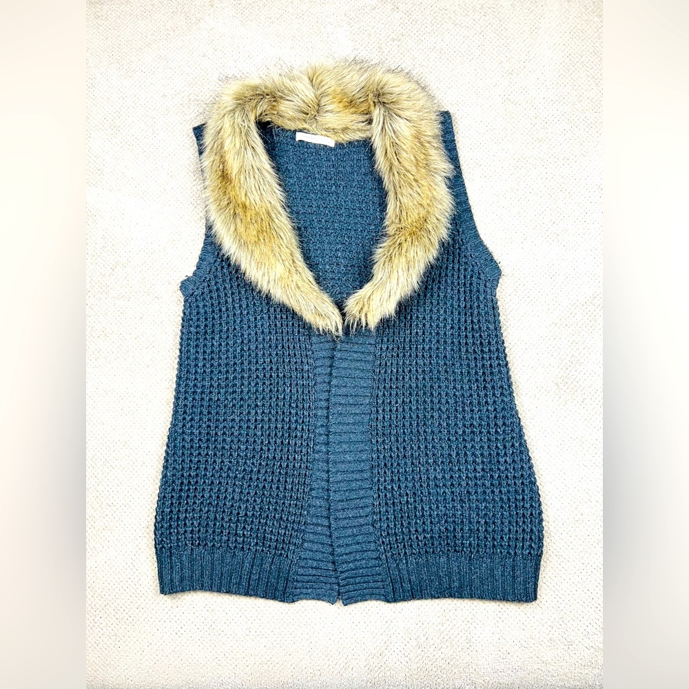 Old Navy Women’s Large Charcoal Grey Knit Open Cardigan Vest w/ Faux Fur Collar